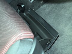 2013款 Sportback 30TFSI 1.4T AT 舒适型