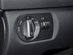 2013款 Sportback 30TFSI 1.4T AT 舒适型