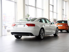 2013款 2.0T Sportback 40TFSI quattro