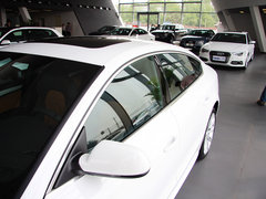 2013款 2.0T Sportback 40TFSI quattro