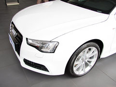 2013款 2.0T Sportback 40TFSI quattro