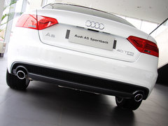 2013款 2.0T Sportback 40TFSI quattro