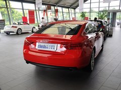 2013款 2.0T Sportback 40TFSI