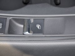 2013款 2.0T Cabriolet 40TFSI