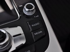 2013款 2.0T Cabriolet 40TFSI