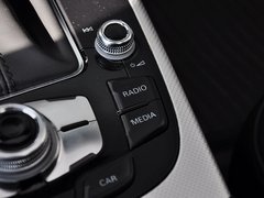 2013款 2.0T Cabriolet 40TFSI