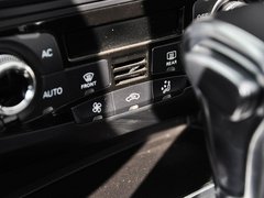 2013款 2.0T Cabriolet 40TFSI