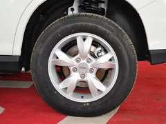 2013款 劲悦版 2.0L 手动 尊贵型 5座