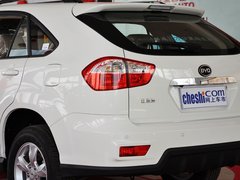 2013款 劲悦版 2.0L 手动 尊贵型 5座