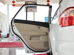 2013款 劲悦版 2.0L 手动 尊贵型 5座