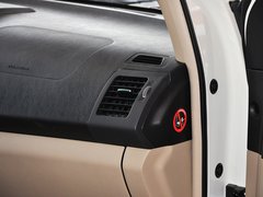 2013款 劲悦版 2.0L 手动 尊贵型 5座