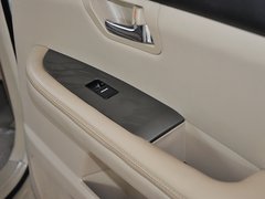 2013款 劲悦版 2.0L 手动 尊贵型 5座