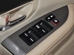 2013款 劲悦版 2.0L 手动 尊贵型 5座