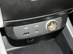 柯兰多 2013款 2.0L 自动 汽油两驱精英型 5座