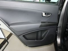 2013款 2.0L 自动 汽油两驱精英型 5座