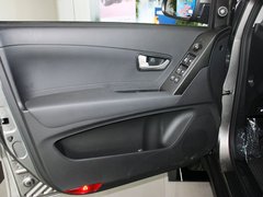 2013款 2.0L 自动 汽油两驱精英型 5座