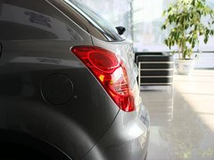 2013款 2.0L 自动 汽油两驱精英型 5座