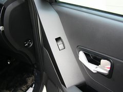 2013款 2.0L 自动 汽油两驱精英型 5座