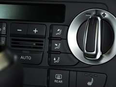 奥迪Q3 2013款 2.0T 35 TFSI quattro豪华型 5座