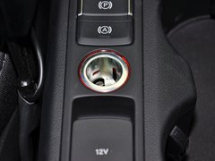 奥迪Q3 2013款 2.0T 35 TFSI quattro豪华型 5座