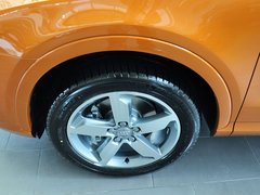 奥迪Q3 2013款 2.0T 35 TFSI quattro豪华型 5座