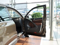 2013款 2.0TSI 自动 四驱旗舰版