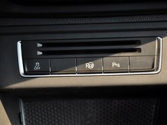 2013款 2.0TSI 自动 四驱旗舰版