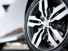 2013款 2.3L 自动 罗兰•加洛斯版