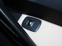 2013款 2.3L 自动 罗兰•加洛斯版