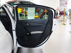 2013款 2.3L 自动 罗兰•加洛斯版