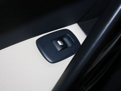 2013款 2.3L 自动 罗兰•加洛斯版