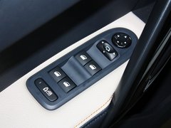 2013款 2.3L 自动 罗兰•加洛斯版