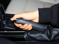2013款 2.3L 自动 罗兰•加洛斯版