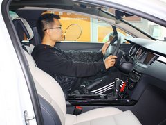 标致508L 2013款 2.3L 自动 罗兰•加洛斯版