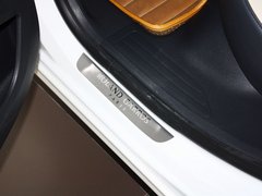 标致508L 2013款 2.3L 自动 罗兰•加洛斯版