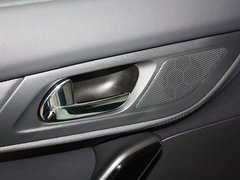2013款 2.3L 自动 罗兰•加洛斯版