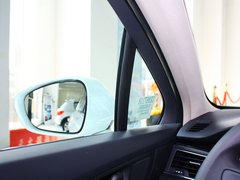 2013款 2.3L 自动 罗兰•加洛斯版