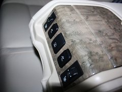 2013款 2.3L 自动 罗兰•加洛斯版