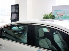 2013款 2.3L 自动 罗兰•加洛斯版