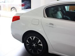 2013款 2.3L 自动 罗兰•加洛斯版
