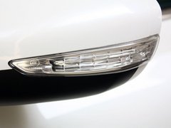 2013款 2.3L 自动 罗兰•加洛斯版