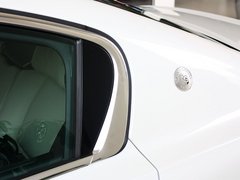 2013款 2.3L 自动 罗兰•加洛斯版