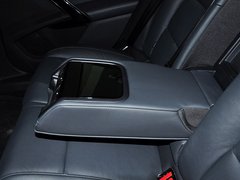 2013款 2.3L 自动 罗兰?加洛斯版