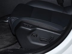2013款 2.3L 自动 罗兰?加洛斯版