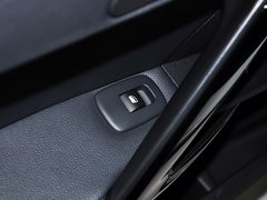 2013款 2.3L 自动 罗兰?加洛斯版