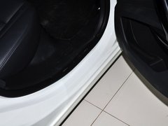 2013款 2.3L 自动 罗兰•加洛斯版