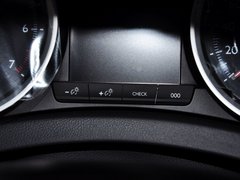 2013款 2.3L 自动 罗兰•加洛斯版