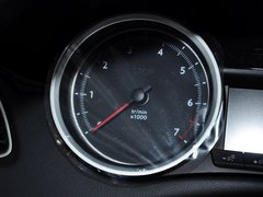 2013款 2.3L 自动 罗兰•加洛斯版
