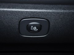 2013款 2.3L 自动 罗兰•加洛斯版