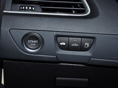 2013款 2.3L 自动 罗兰•加洛斯版